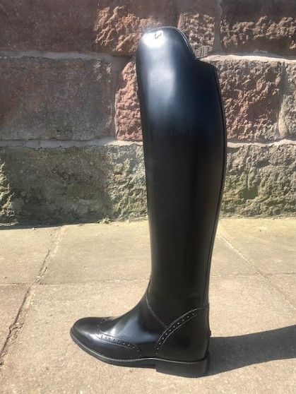 riding boots size 5